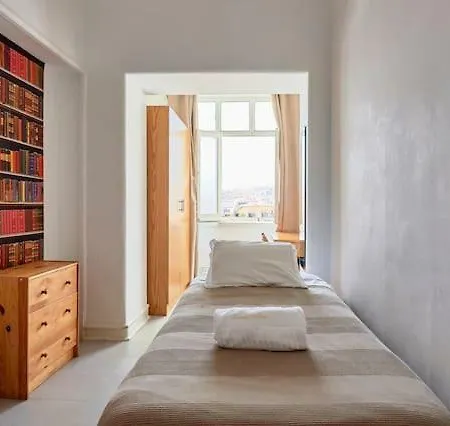 Sunny - And Guest house Lisbon
