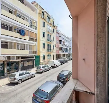Sunny - And Guest house