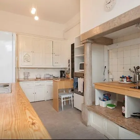 Sunny - And Guest house